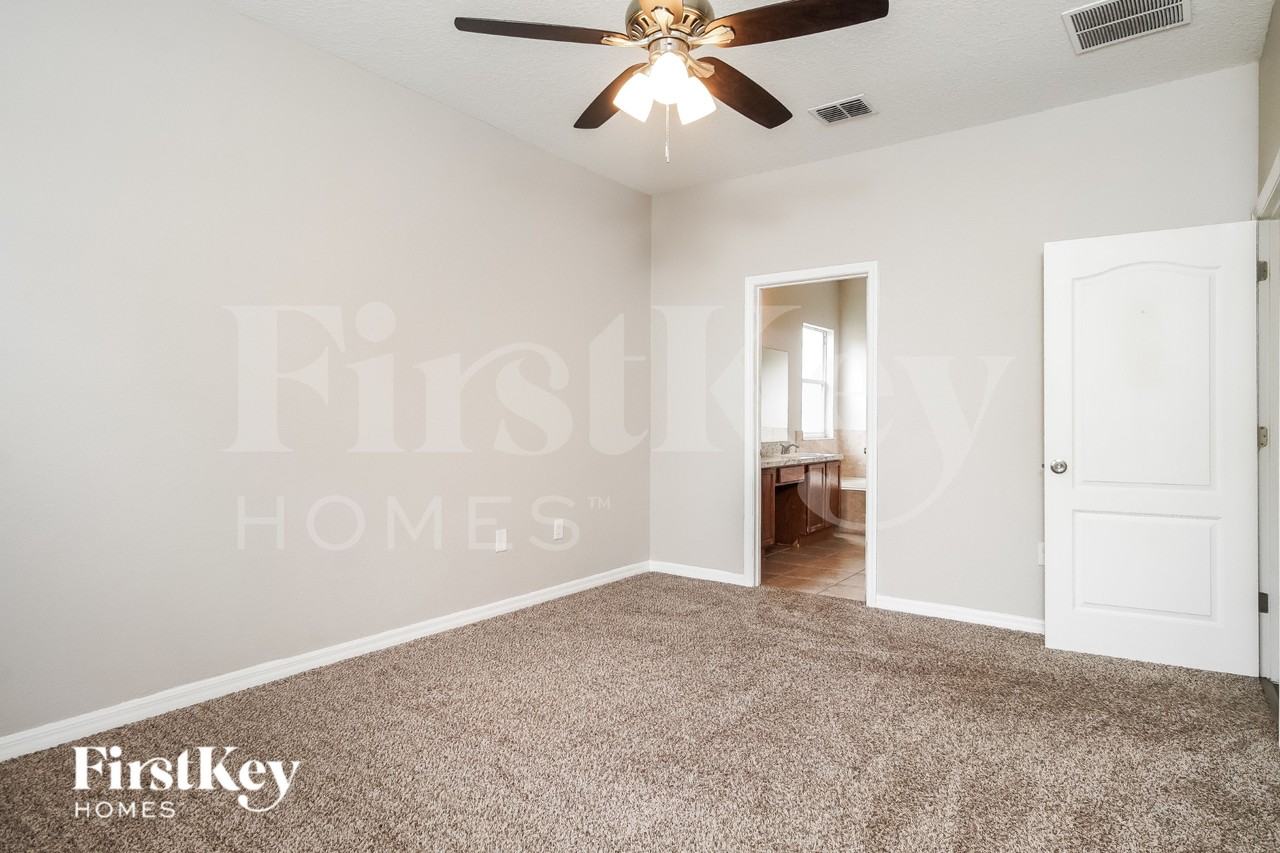 15349 Montesino Dr - Photo 7 of 15