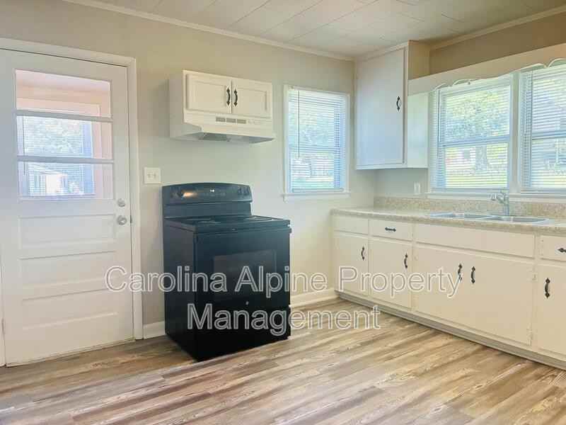 313 E Gibbs St - Photo 5 of 16