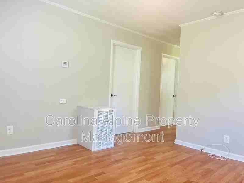 313 E Gibbs St - Photo 6 of 16