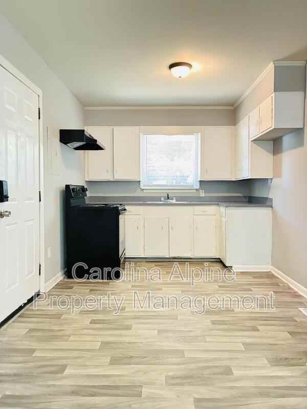 516 E Peachtree St - Photo 3 of 16
