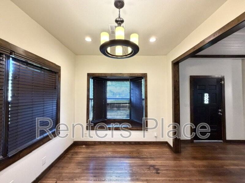 2808 E 1st St - Photo 5 of 18