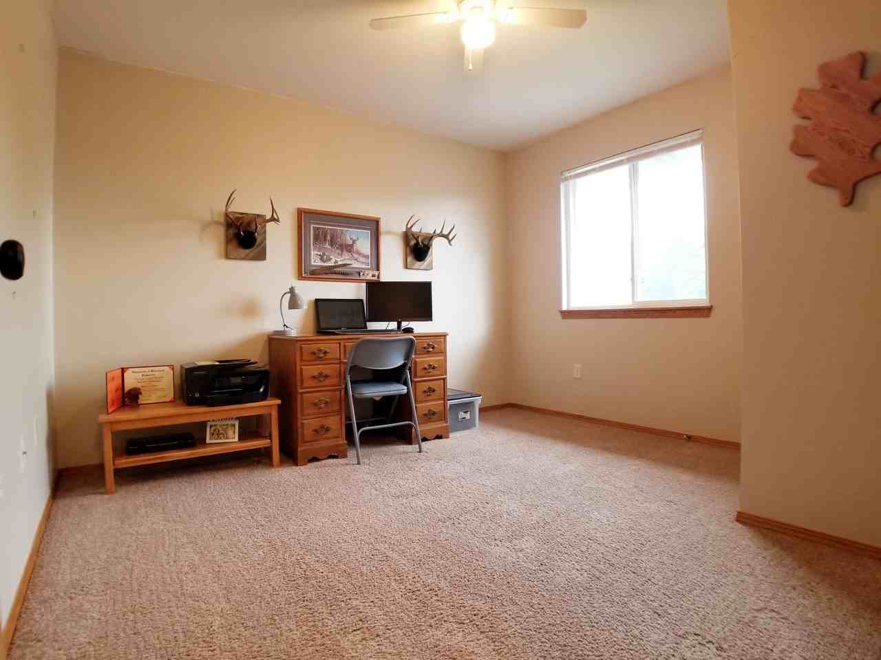 2032 Autumn Ln #2032 - Photo 4 of 26