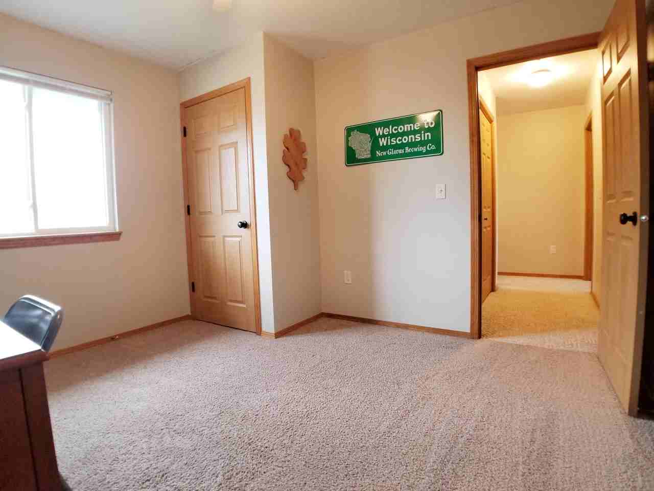2032 Autumn Ln #2032 - Photo 5 of 26