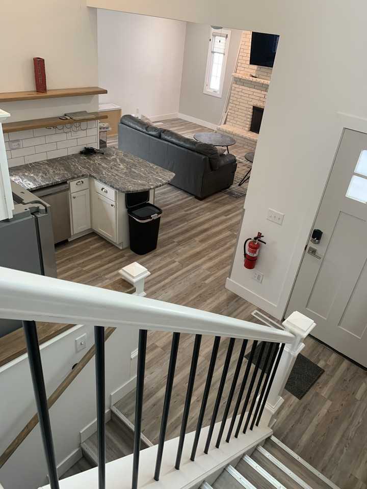 4642 Capital Ave Sw #B - Photo 7 of 11