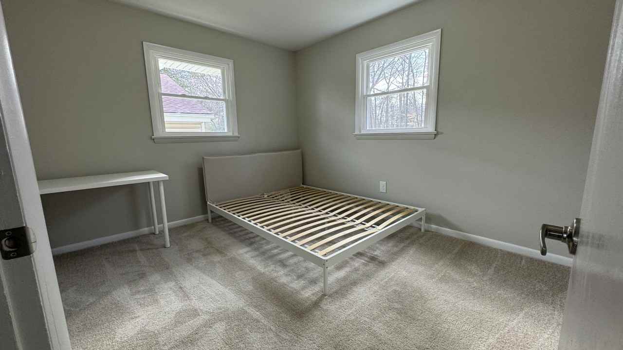 8810 34th Ave - Photo 7 of 12