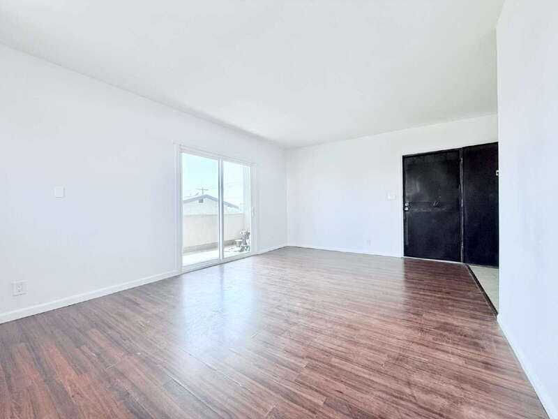 1915 S Longwood Ave #5 - Photo 4 of 19