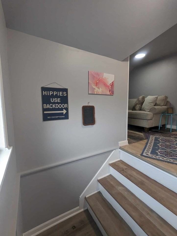 232 N 9th St #A - Photo 2 of 17