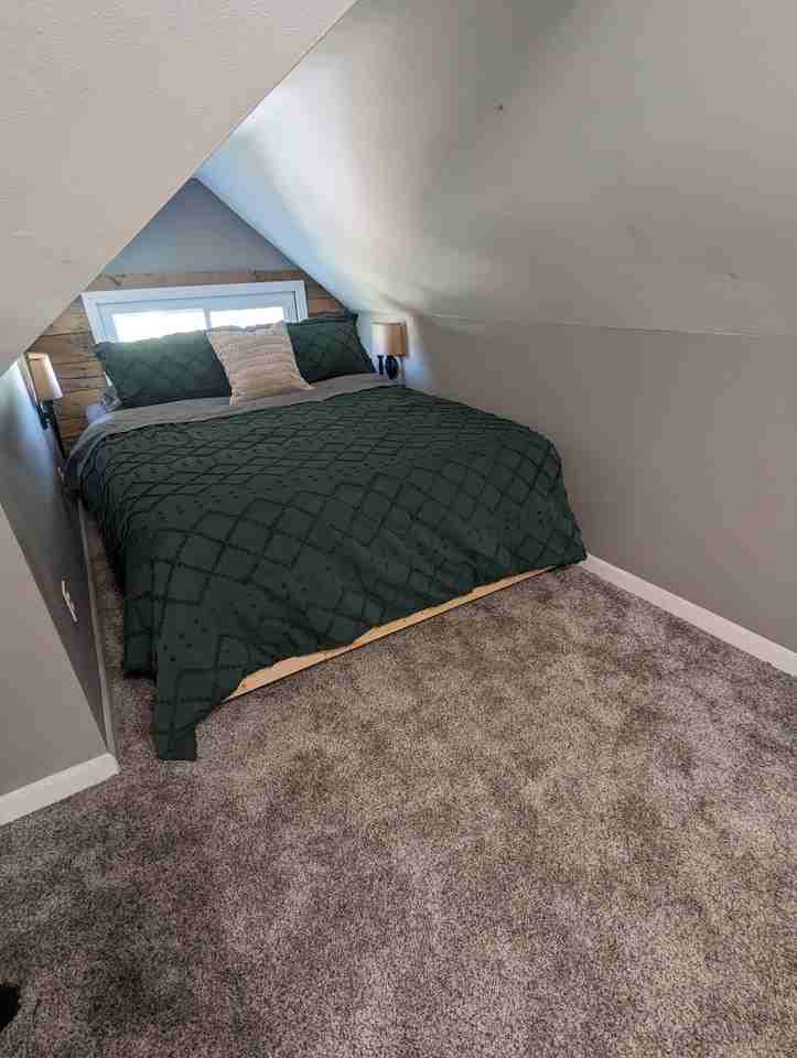 232 N 9th St #A - Photo 3 of 17