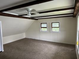 featured image of 7 Stone St #3