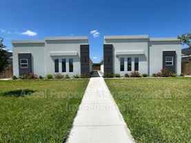 1122 Country Club Dr #4 - Photo 1 of 1