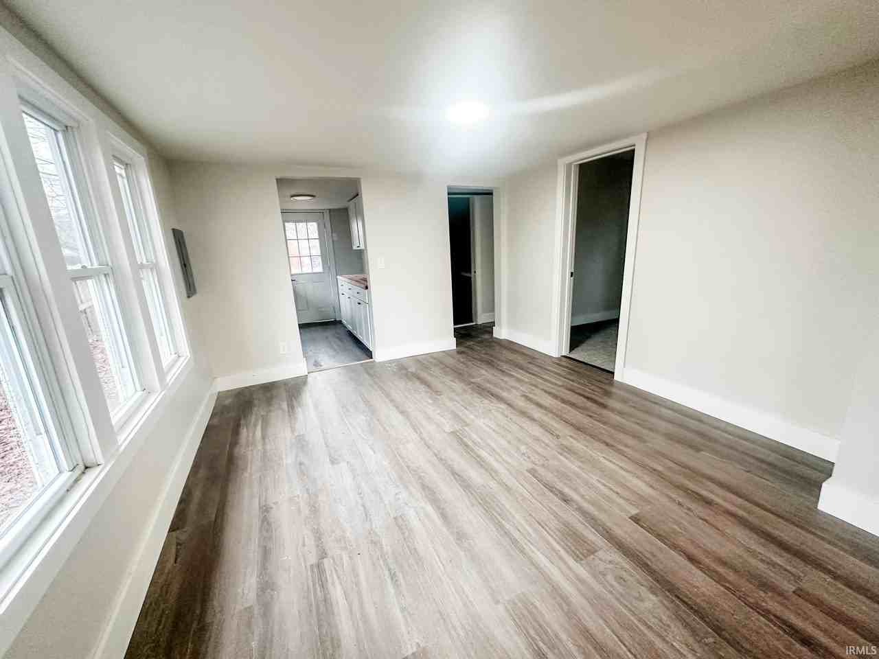 1224 S Jay St - Photo 4 of 10