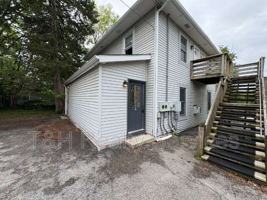 featured image of 751 N Rangeline Rd