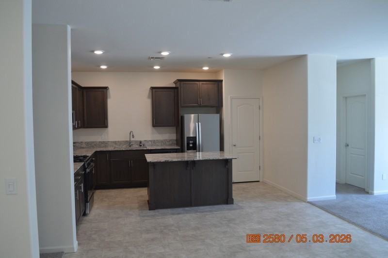 4220 Freemark Ave - Photo 4 of 27