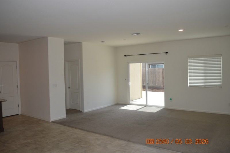 4220 Freemark Ave - Photo 6 of 27