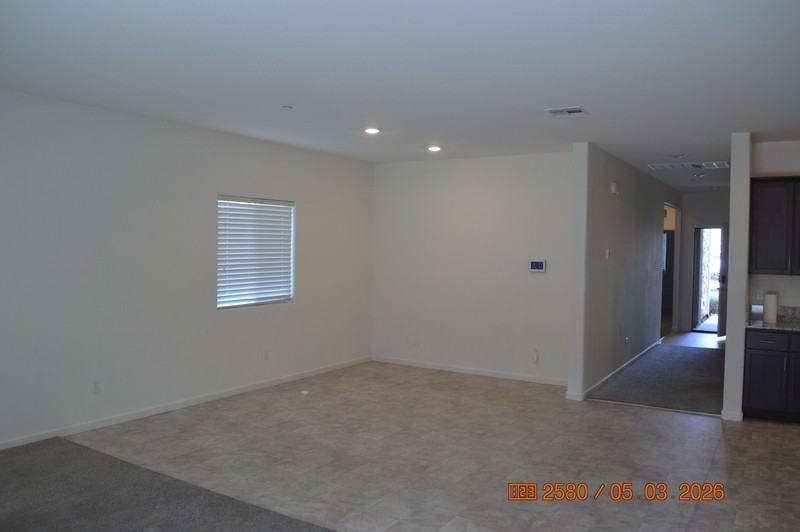 4220 Freemark Ave - Photo 7 of 27
