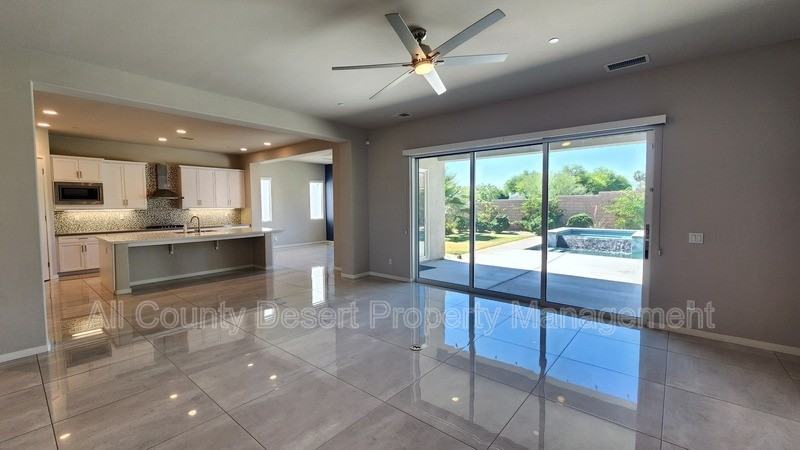 78987 Yorkville Ln - Photo 5 of 26