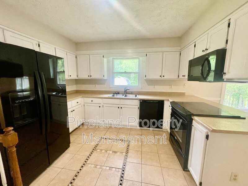 632 Prestige Blvd - Photo 5 of 34