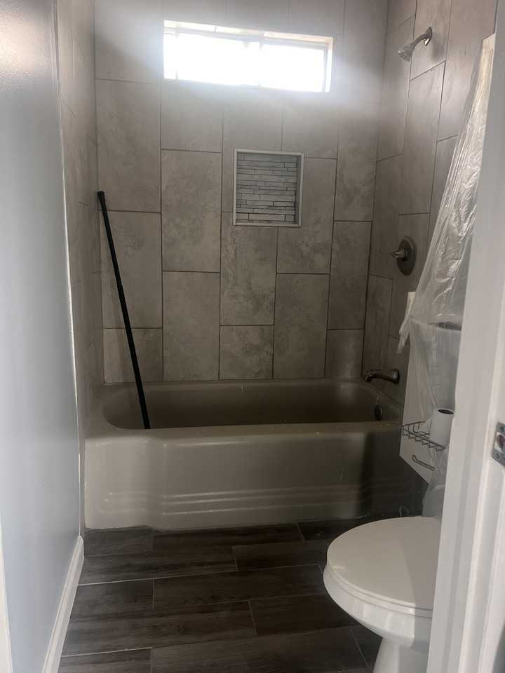 4453 W Rosecrans Ave - Photo 5 of 7