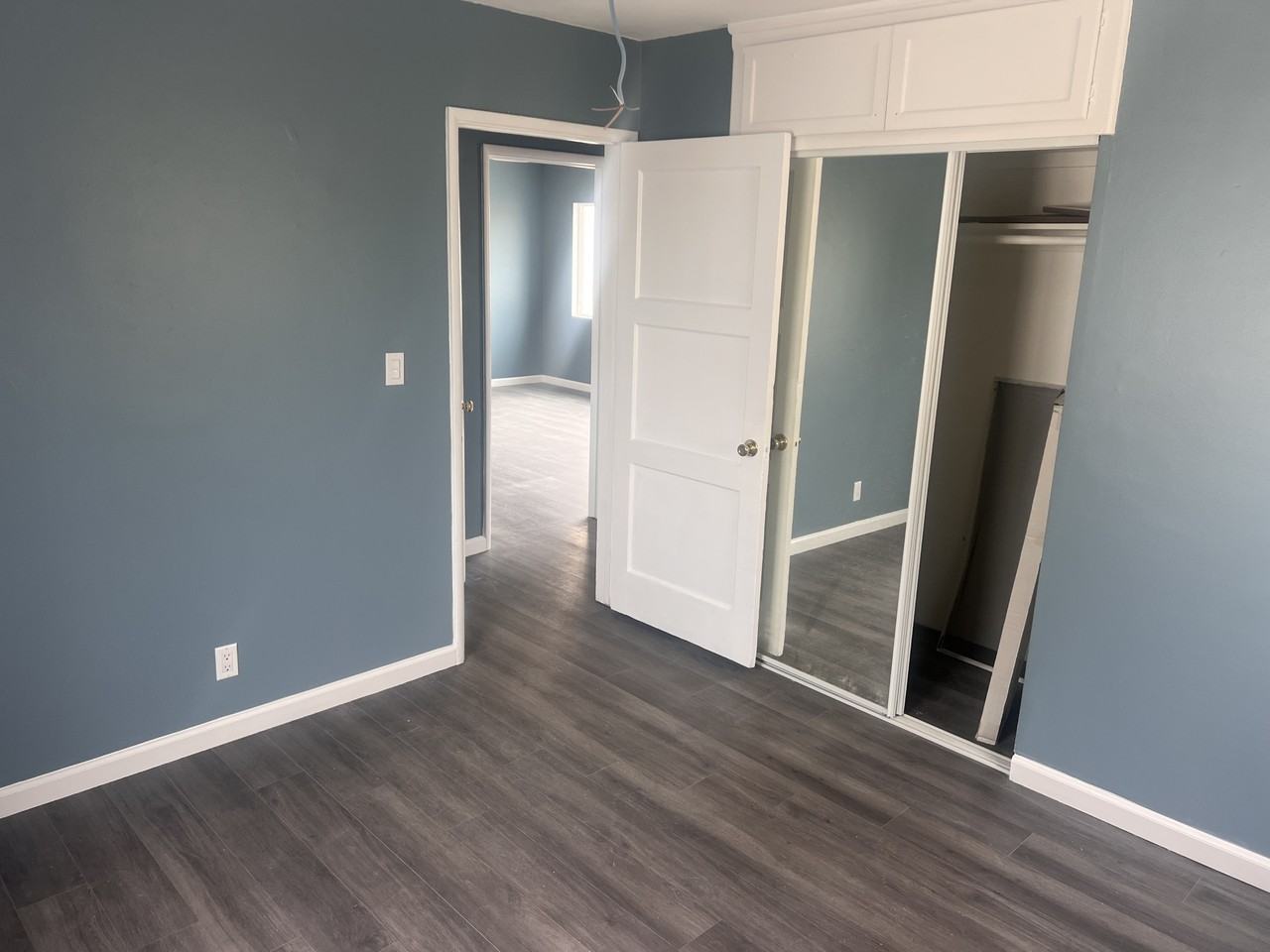 4453 W Rosecrans Ave - Photo 6 of 7