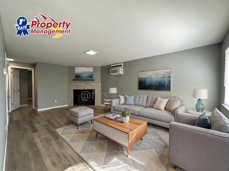 889 N Mercer St - Photo 3 of 19