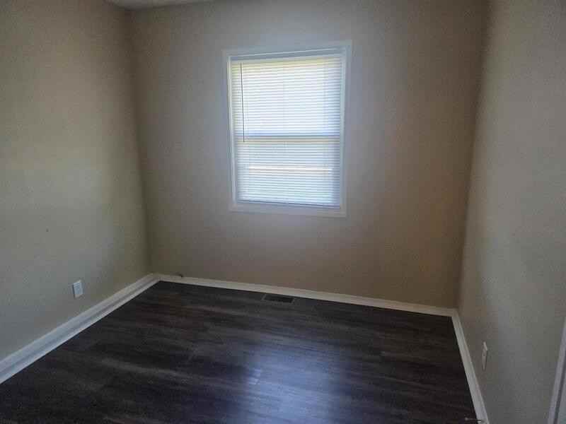 3141 Danbury Rd - Photo 7 of 12