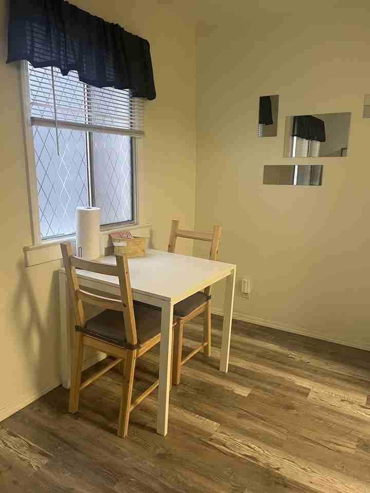 1717 Main St #12 - Photo 4 of 7