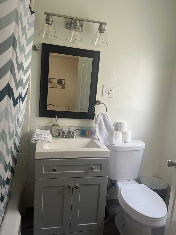 1717 Main St #12 - Photo 7 of 7
