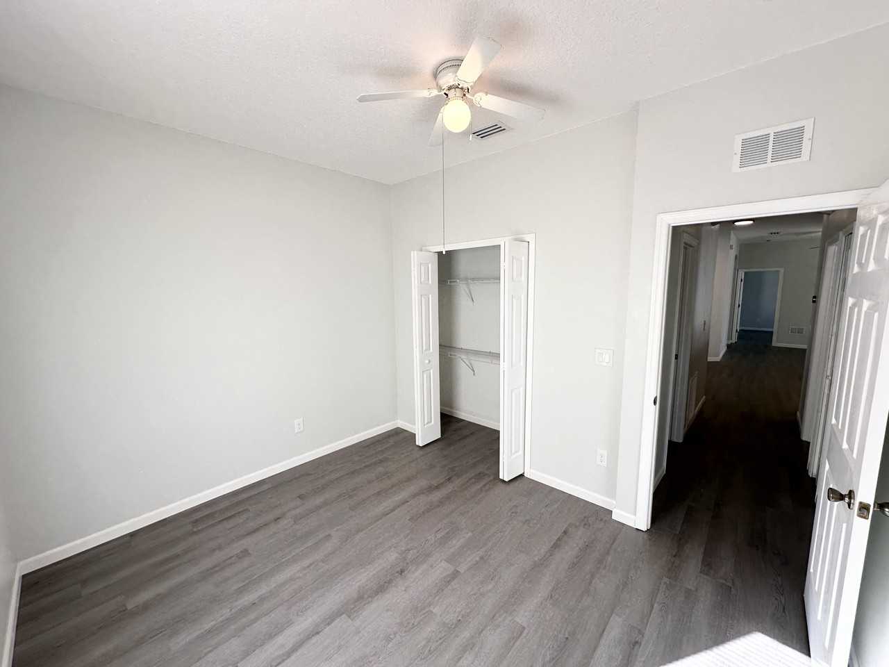 15 Zephyr Lily Pl - Photo 4 of 37