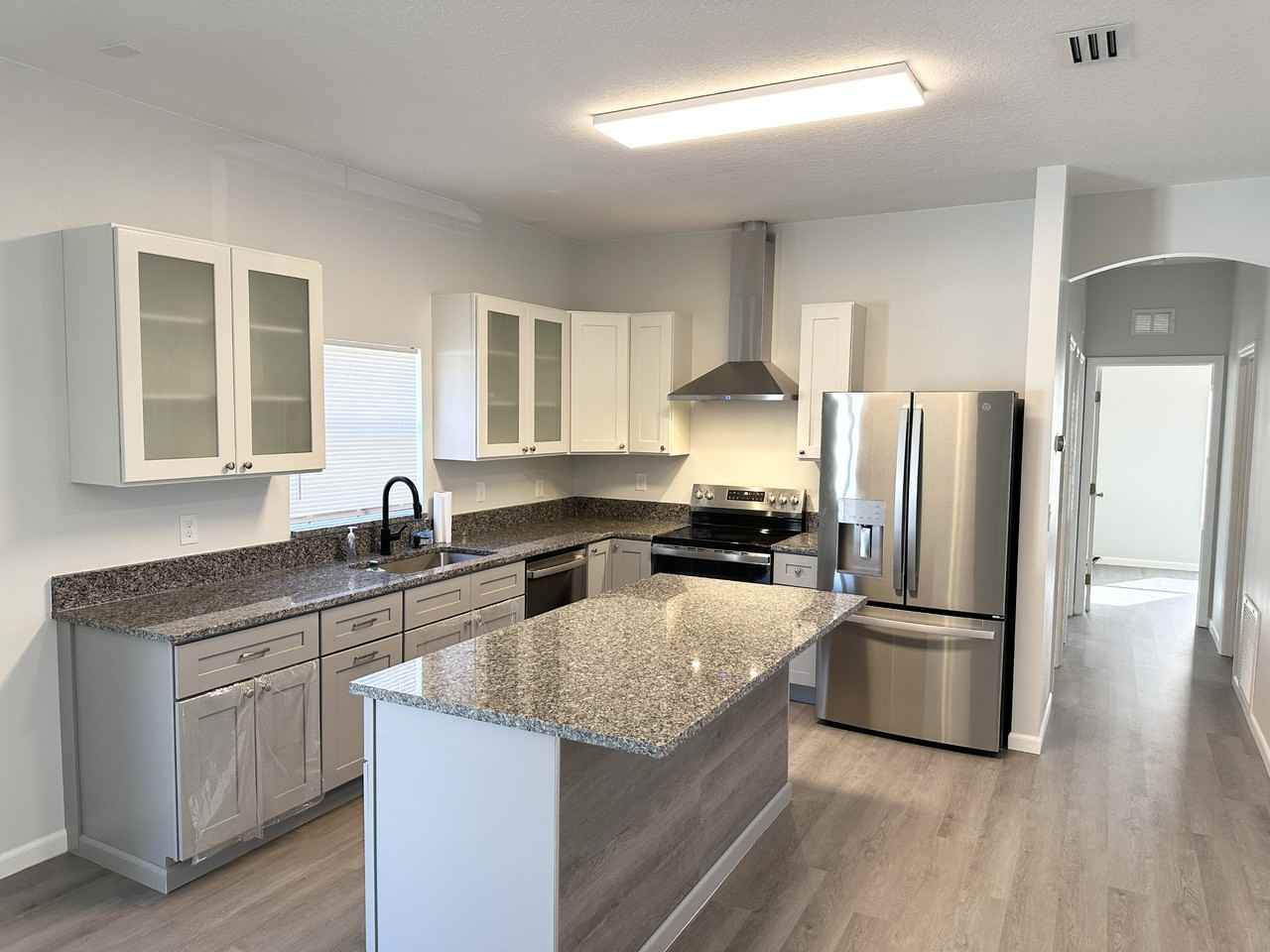 15 Zephyr Lily Pl - Photo 5 of 37