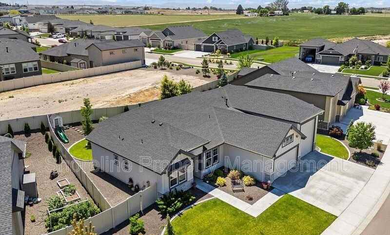 11699 W Alyxandra Dr - Photo 3 of 14