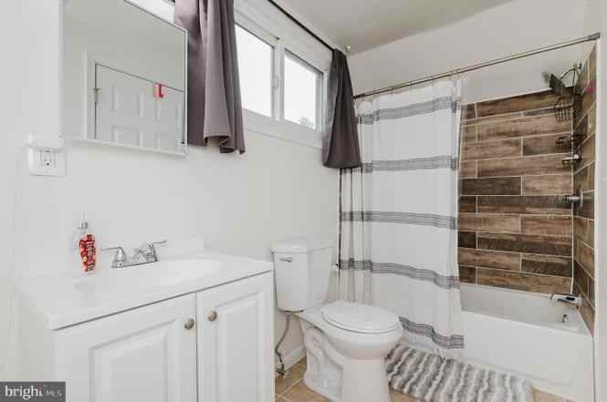5709 Anthony Ave - Photo 6 of 18