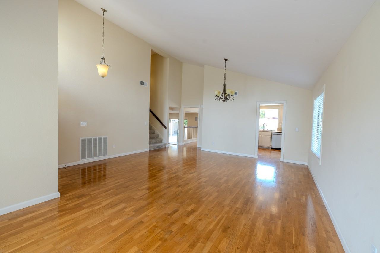 7588 Rock Canyon Dr - Photo 4 of 25