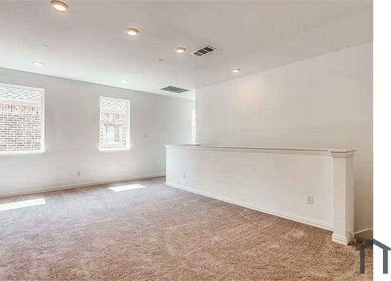 7557 Regal Ln - Photo 5 of 9