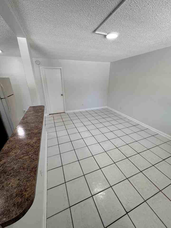 1115 Sw 15th Ter #2 - Photo 2 of 8