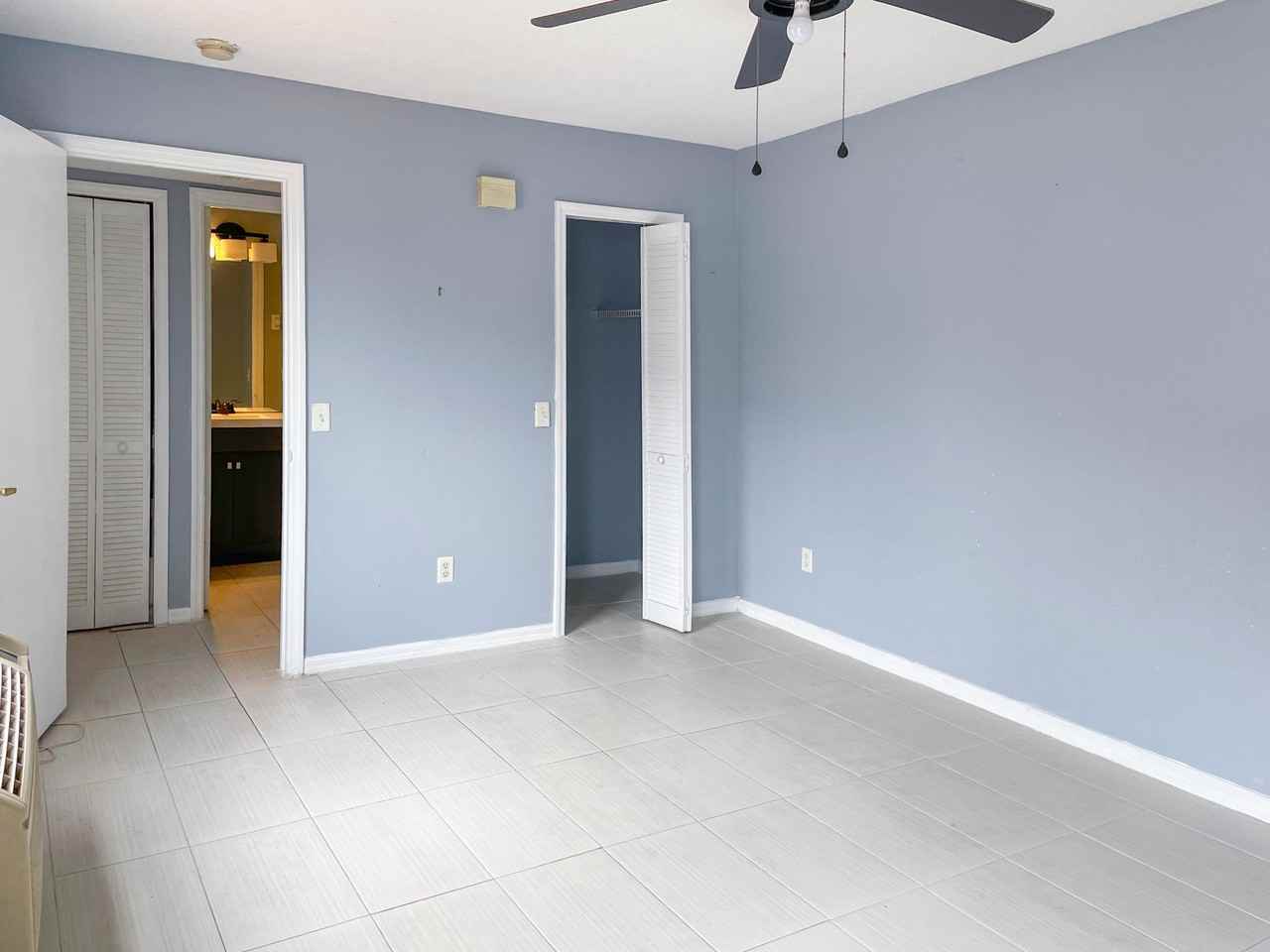 564 Orchid Dr #B - Photo 4 of 10
