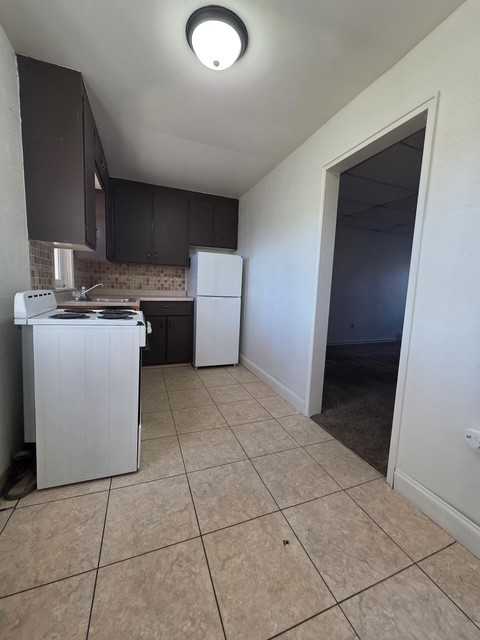 702 8th Ave N #706 - Photo 5 of 16
