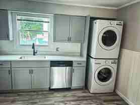 26 Hanover St #1 - Photo 1 of 1