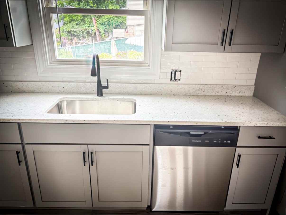 26 Hanover St #1 - Photo 5 of 13