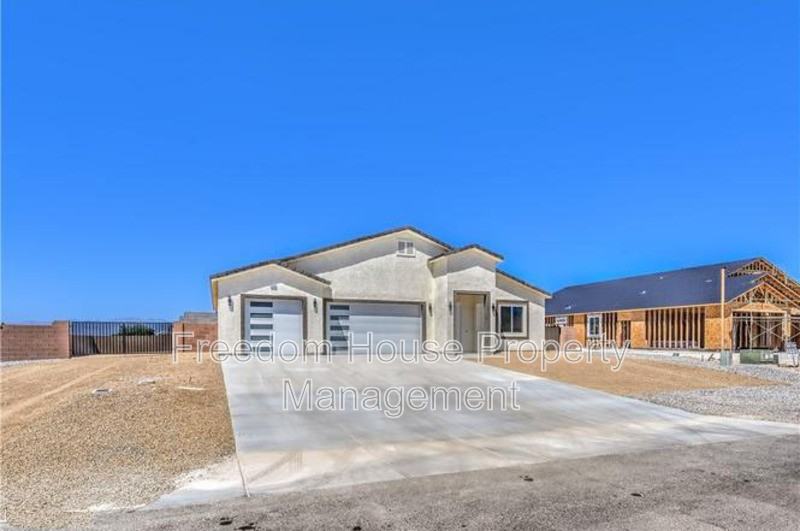 6380 Waterford St - Photo 5 of 41