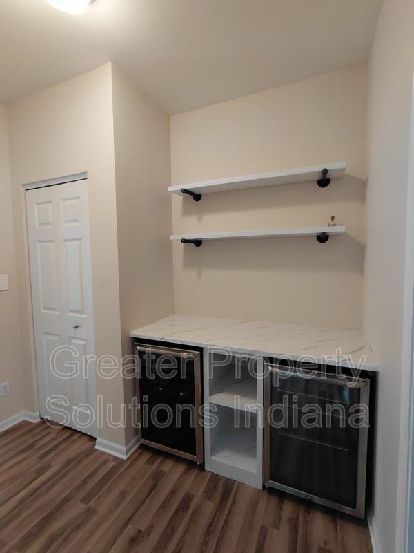12728 Ellsworth St - Photo 4 of 8