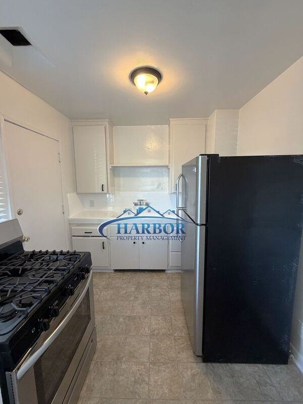 904 Sartori Ave #2 - Photo 5 of 8