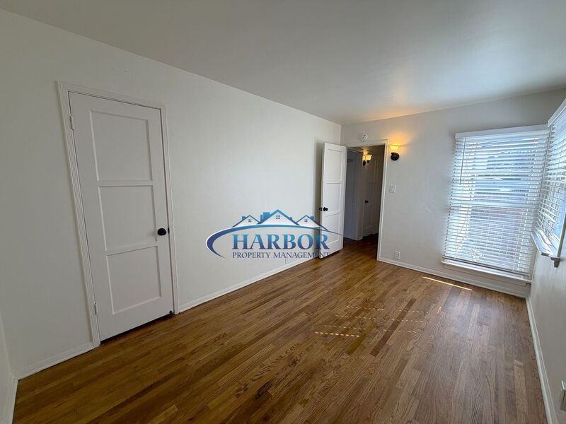 904 Sartori Ave #2 - Photo 6 of 8