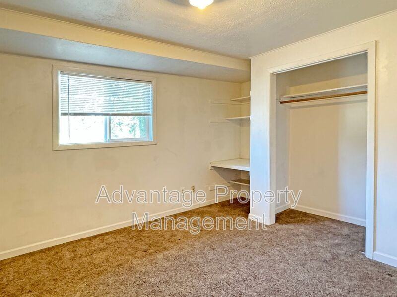 4010 Sw Western Blvd - Photo 4 of 20