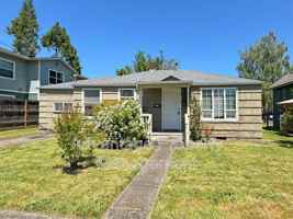 featured image of 2353 Nw Fillmore Ave
