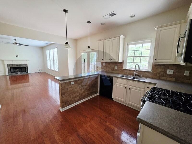 513 Millside Trl - Photo 5 of 19
