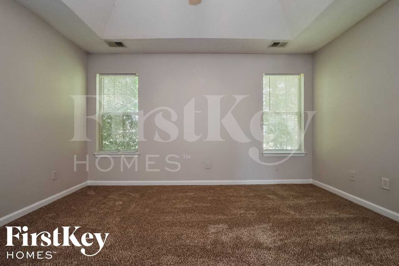 7976 Mustang Ln - Photo 7 of 15