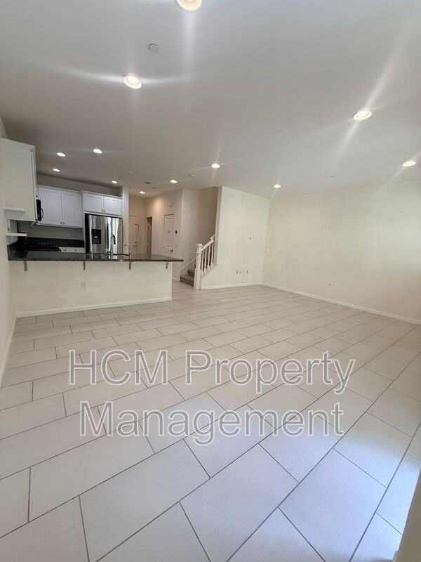 412 El Paseo #127 - Photo 4 of 27