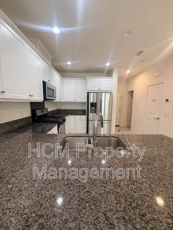 412 El Paseo #127 - Photo 7 of 27