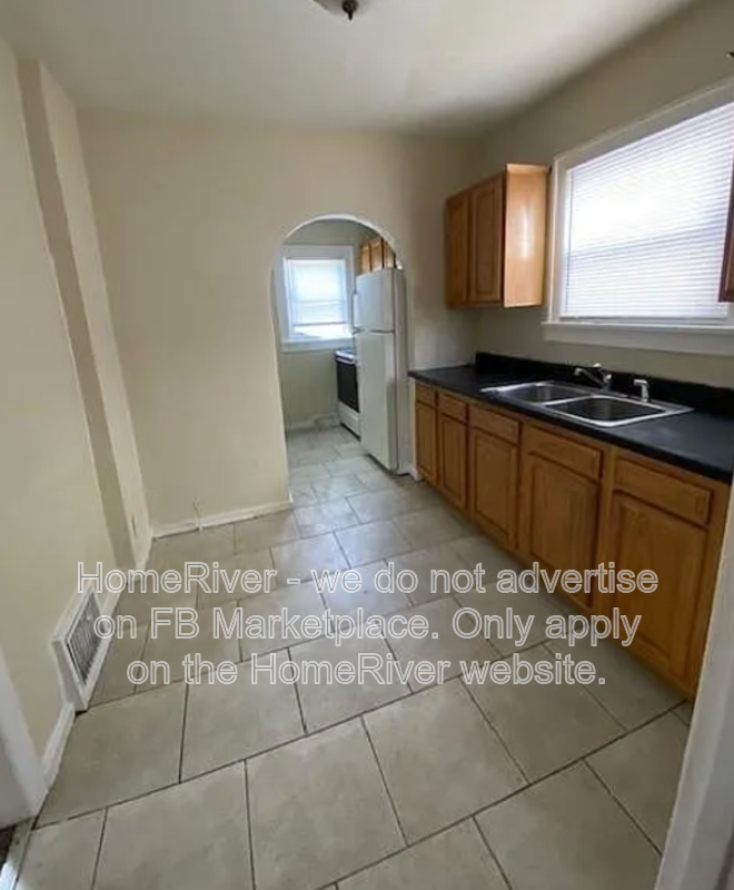 1731 Mansfield Rd - Photo 4 of 8