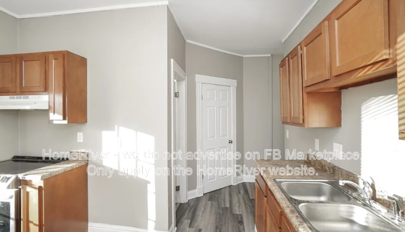 5121 Silver St - Photo 4 of 16